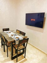 Appartement Confort | Restauration dans la chambre