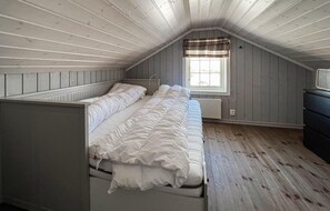 5 soverom, reiseseng for barn, wi-fi (inkludert) og sengetøy