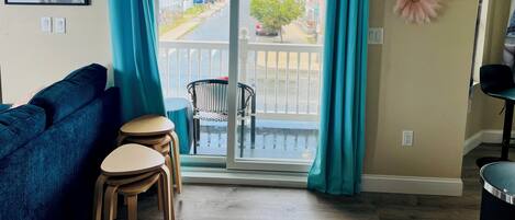 Smart TV, fireplace, video games, stereo