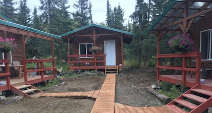 ASPEN--Personal sleeping cabin with shared kitchen/bathhouse