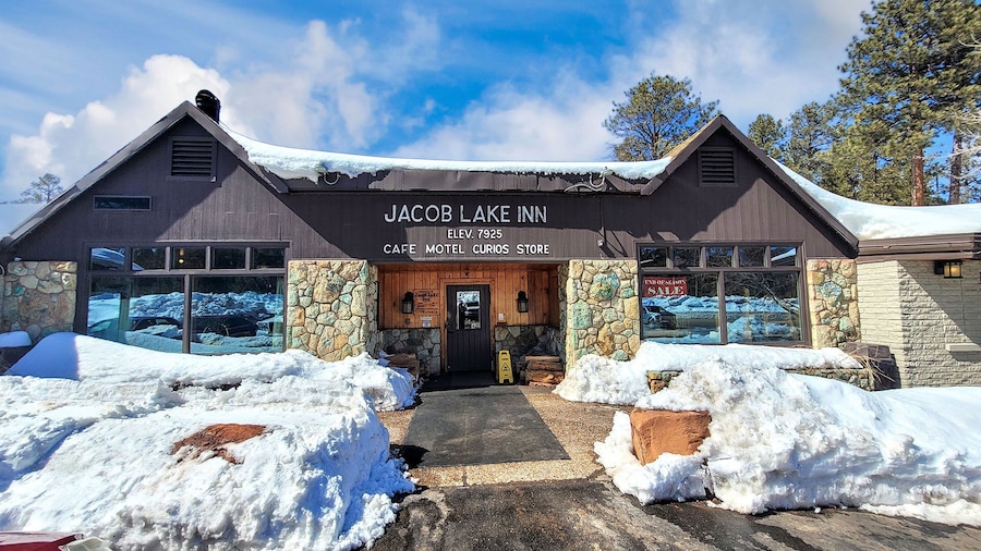 Jacob Lake Inn