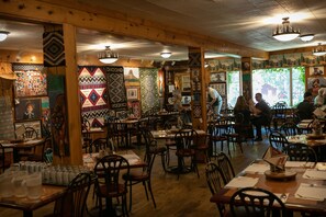 Restaurant - Jacob Lake Inn (Fredonia)