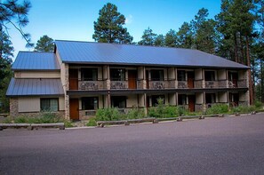 واجهة المنشأة