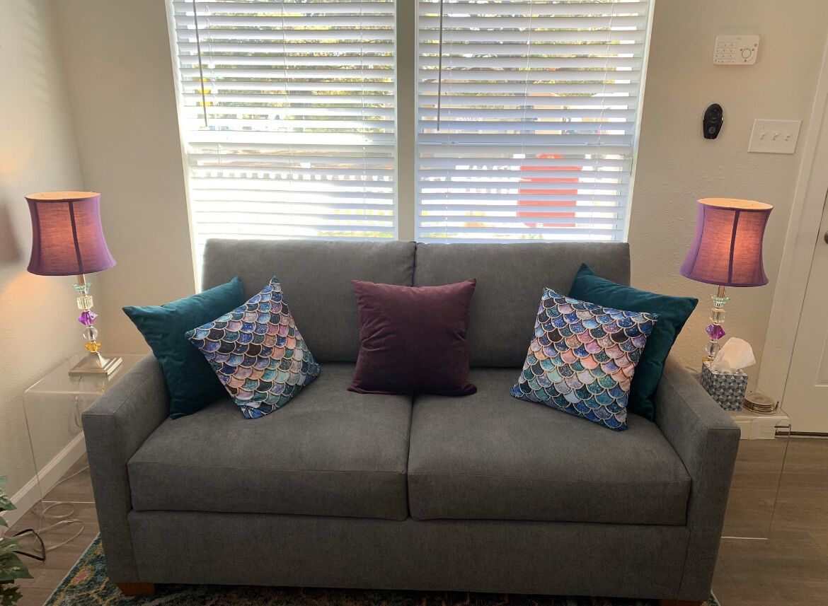 Enchanted Mermaid Cottage~Fire pit~Great backyard