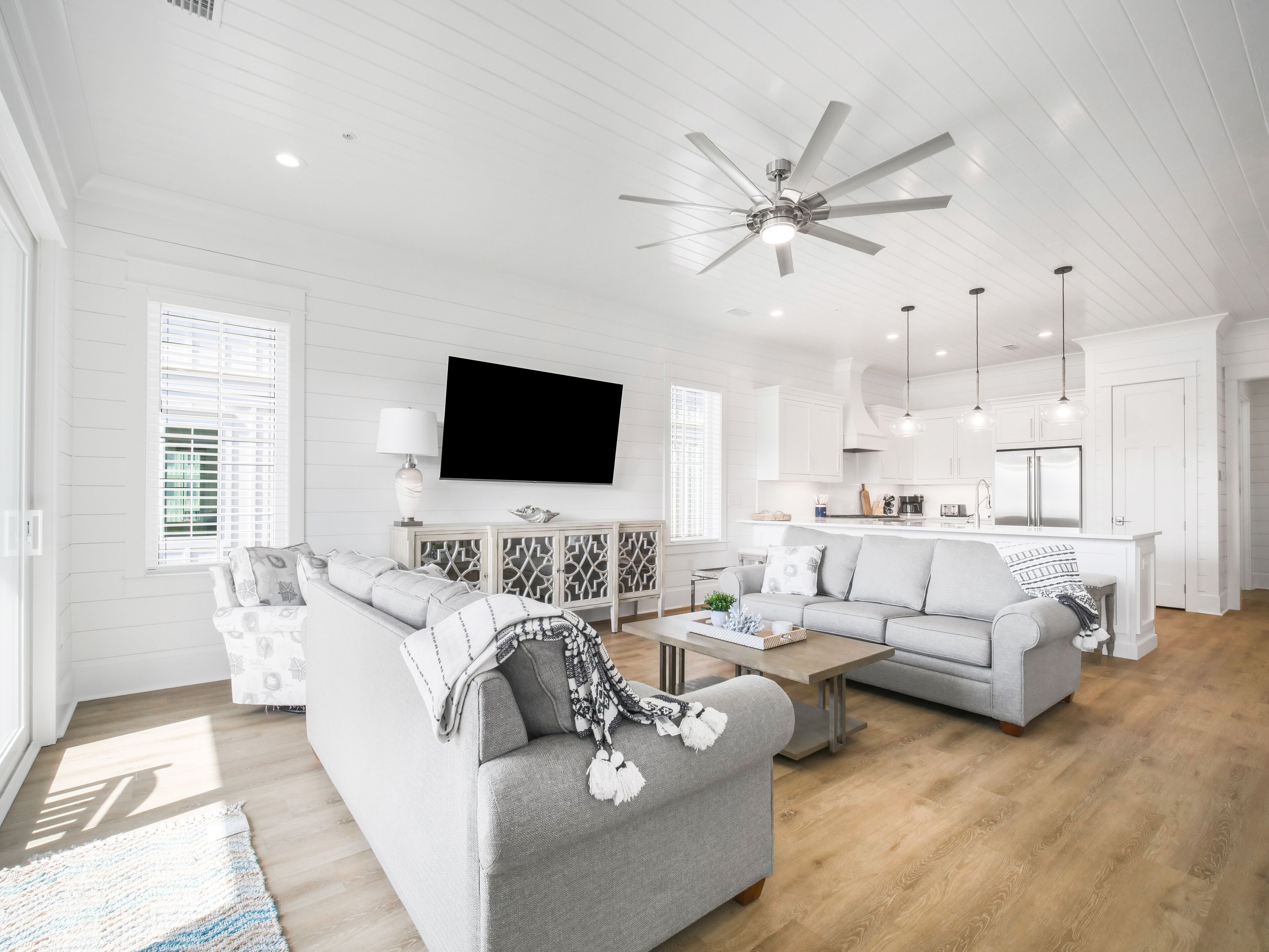 NEW Luxury Cottage on the Bay