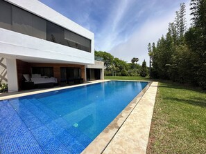 Outdoor pool - Beautiful, contemporary villa in the mountains of Cabo in a gated community (Cabo Negro)