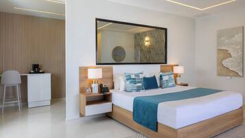 Junior Suite with sea view | Zimmersafe, Schreibtisch, schallisolierte Zimmer, kostenloses WLAN