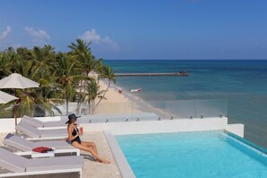 2 outdoor pools - HM Bavaro Beach – Adults Only (Punta Cana)