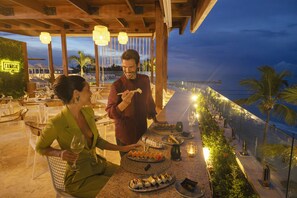 Dining - HM Bavaro Beach – Adults Only (Punta Cana)