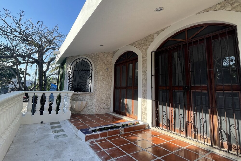 Perfect Mayan Riviera Retreat with Sunset Gazer Balcony