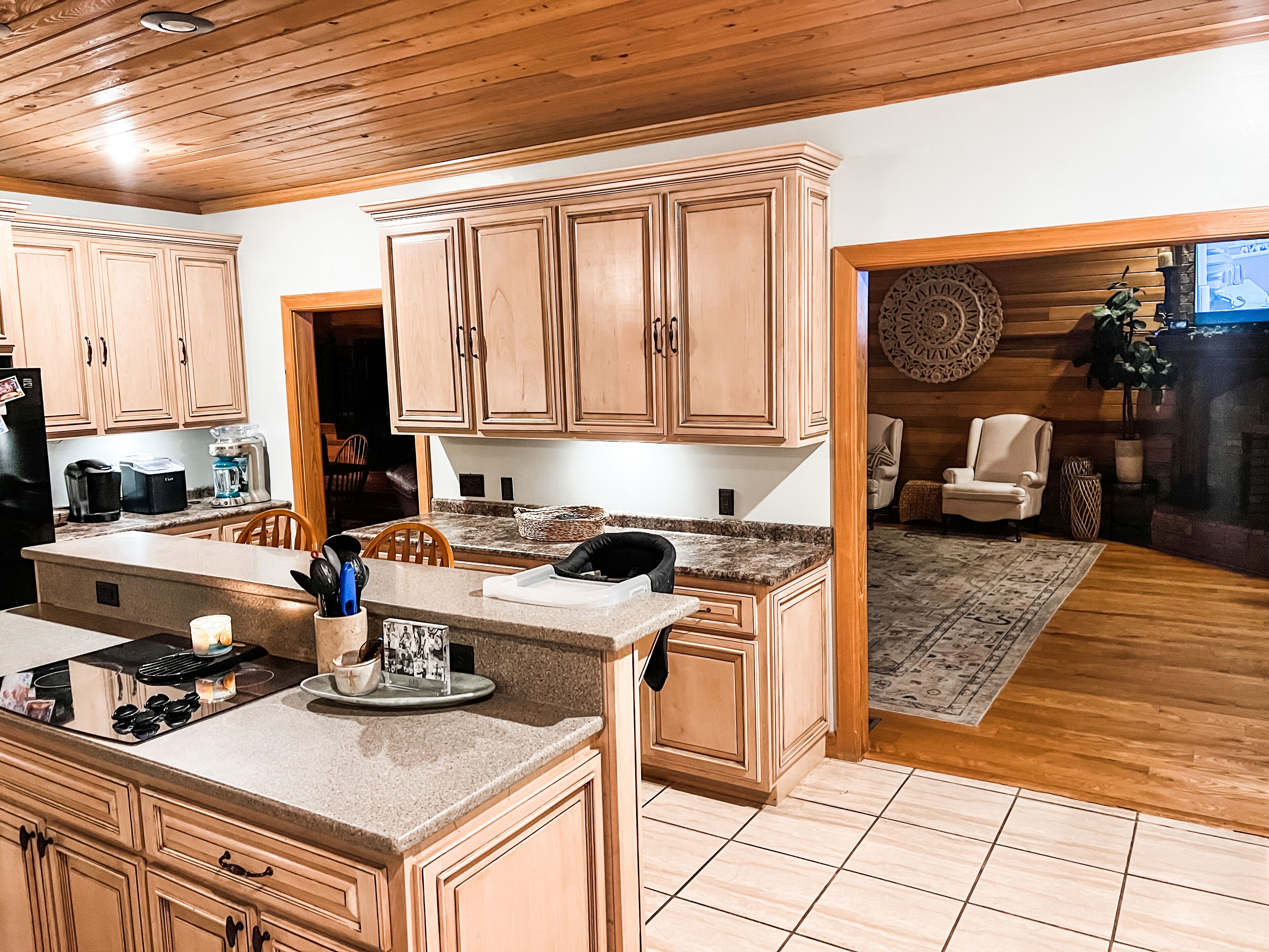 The Lodge at Enid Lake

Oxford, MS Retreat and Enid Lake fishing lodge   