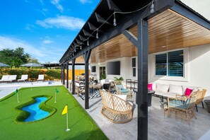 Outdoor dining - Emerald Bay w/ Pool, Spa, Golf, Game room & more! (Coachella)