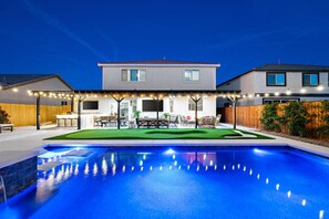 Outdoor pool, a heated pool - Emerald Bay w/ Pool, Spa, Golf, Game room & more! (Coachella)