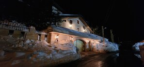 Exterior - Faqra Palace  (Mzaar Kfardebian)