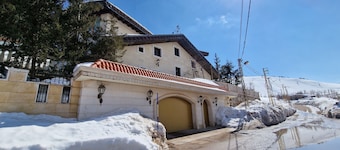 Faqra Palace