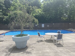 Udendørs pool
