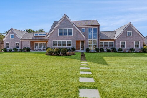 Modern Coastal Katama Retreat - 4th Season of 5 Star Summers