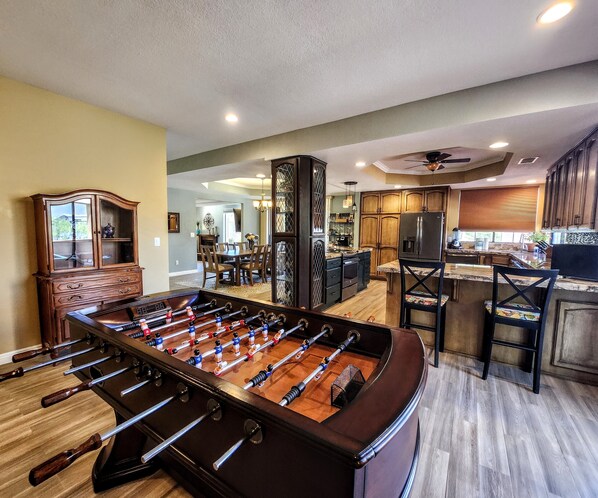 Games room - Rams Hill Golf Course ~ Relaxing Anza-Borrego Desert Getaway! (Borrego Springs)