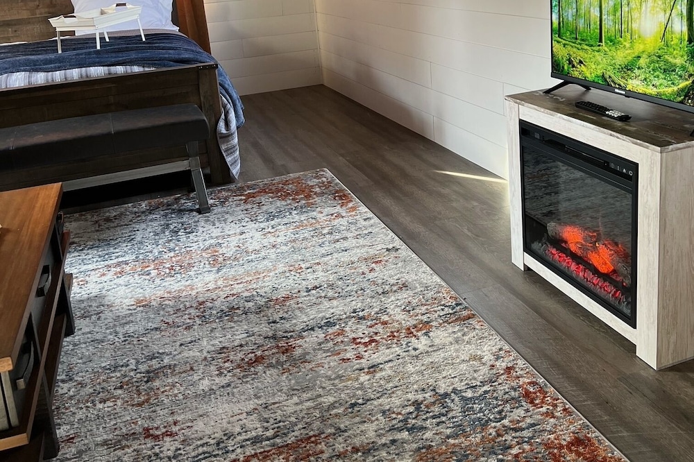 Feel like home in our cozy, perfectly equipped Dry Cabins
