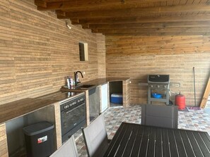 Microwave, oven, dishwasher - Villa Bacquié (LE MOULE (971))