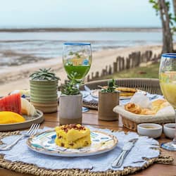 Free daily cooked-to-order breakfast