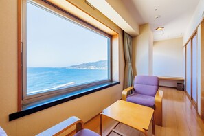 Ocean Front Japanese Modern Room Suite, Non Smoking