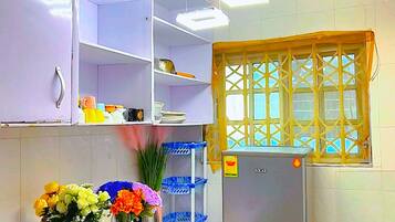 Luxe appartement | Privékeuken | Een rijstkoker, een koffiemolen