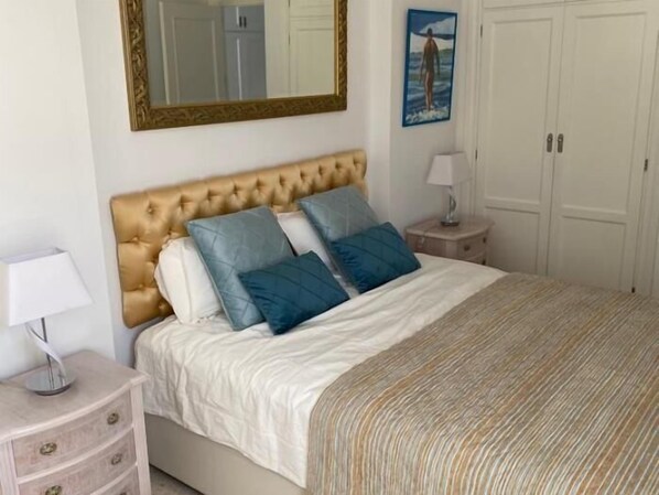 2 bedrooms, Internet