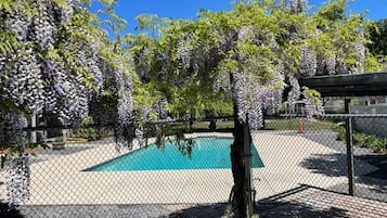 Udendørs pool