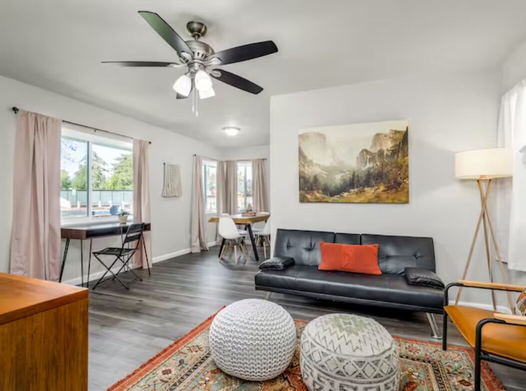 Fresno Apt 1 Bed:1 Bath California Dreamin'!