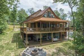 Exterior - Top-of-Wisp*6bed/6ba*Hottub* (McHenry)