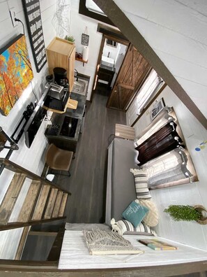 TV - Tiny House Scarlett -  Pet Friendly (Leadville)