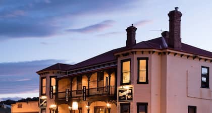 The Exchange Beaconsfield - Offering Heritage Accommodation