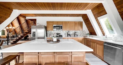 6 bedroom 3 bath amazing home, near lake max