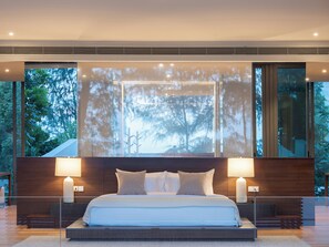 Luxury Villa, 3 Bedrooms | 3 bedrooms, minibar, in-room safe, desk
