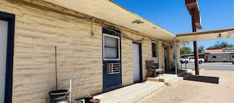 Budget INN