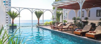 Golden Lotus Luxury Hotel Da Nang