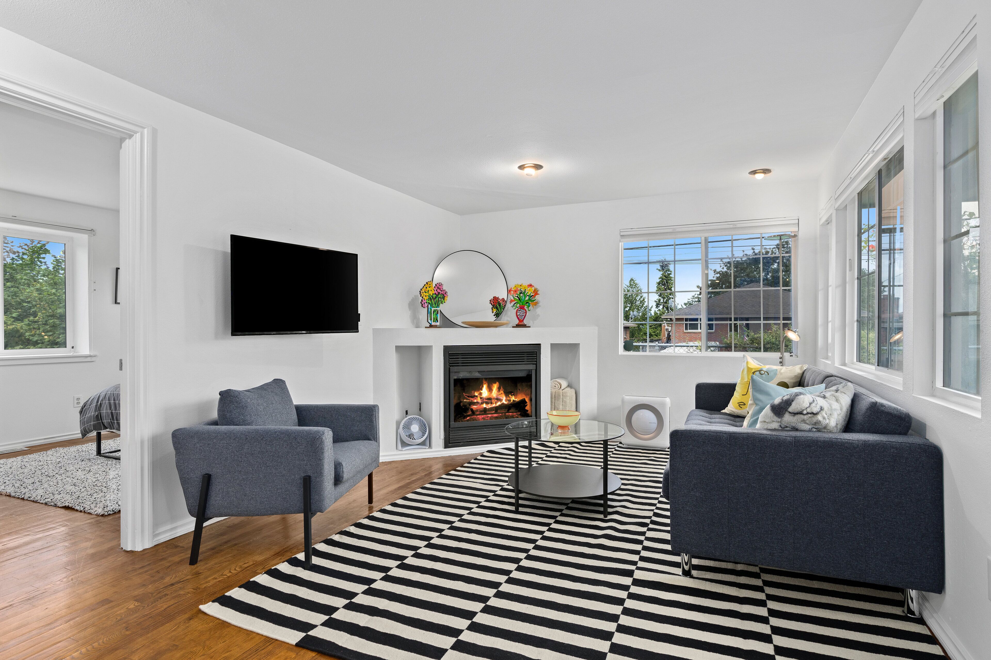 Bright Cottage w/Parking, Large Yard, Light Rail Access