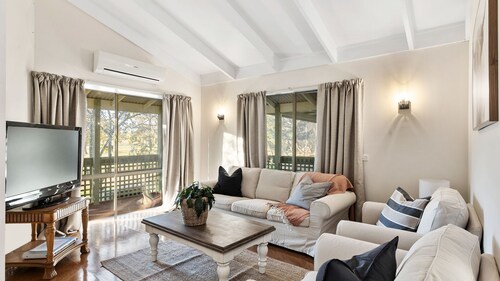 Stirling Estate - Stirling Homestead - Baringa Cottage - Jumbuck Cottage