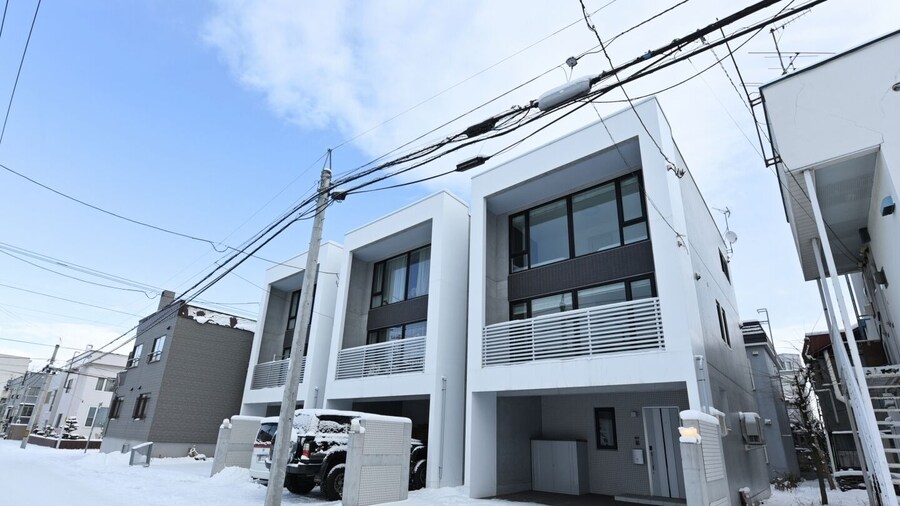 S12 HOTEL