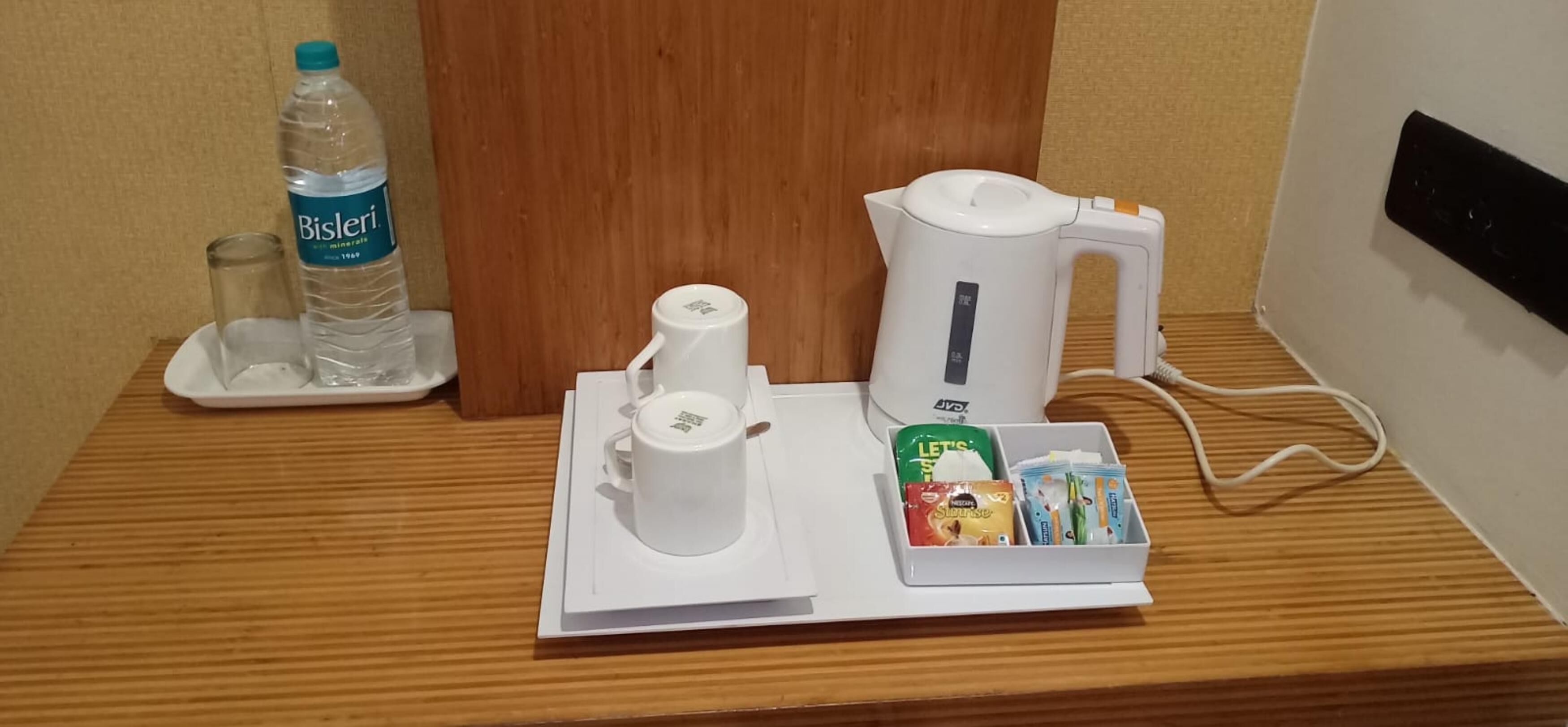 superior room | coffee and/or coffee maker