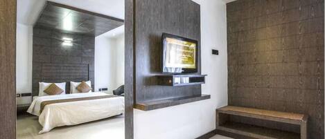 Deluxe Room | Free WiFi