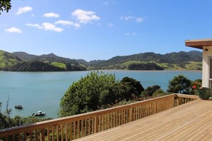 Property grounds - Whare Rawhiti ~ Port Charles - Spectacular views (Port Charles)