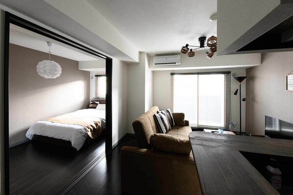 デラックス スイート | リビング エリア | 液晶テレビ