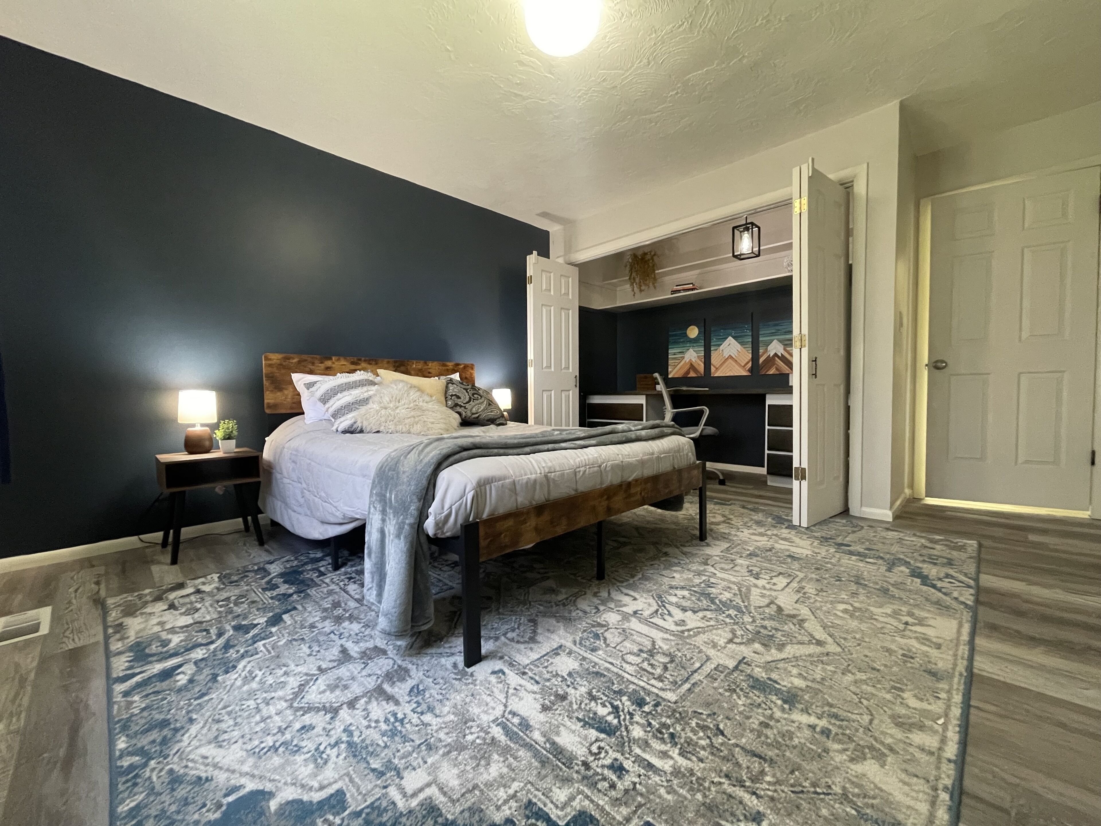 close to St. Anthony Sand Dunes, Yellowstone, Bear World, BYI-I