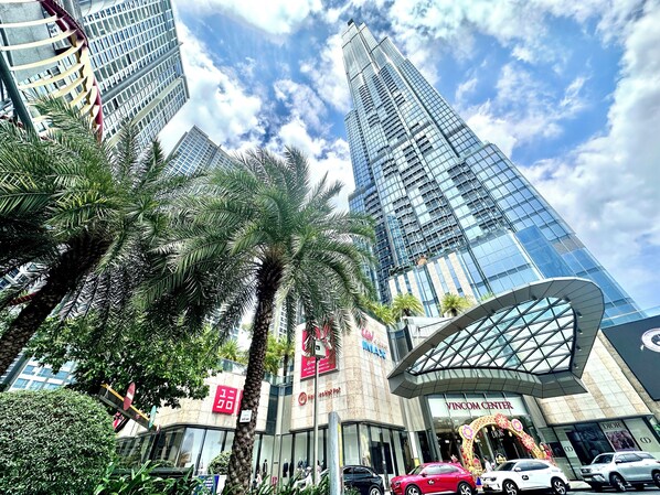 Exterior - VINHOMES CENTRAL PARK - Saigon Apartment (Ho Chi Minh City)