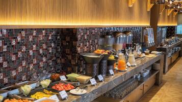 Daily buffet breakfast for a fee