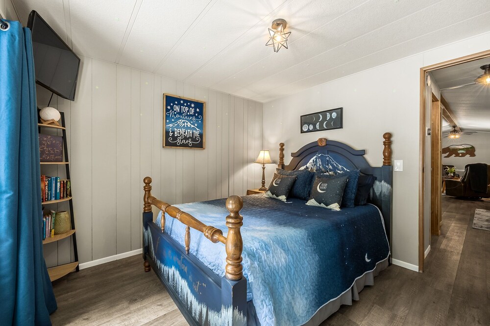 Willow's Hideaway Mt. Rainier Sleeps 26 Ashford Vrbo