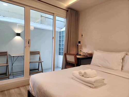 Lo-ha Guesthouse Contactless Check-in
