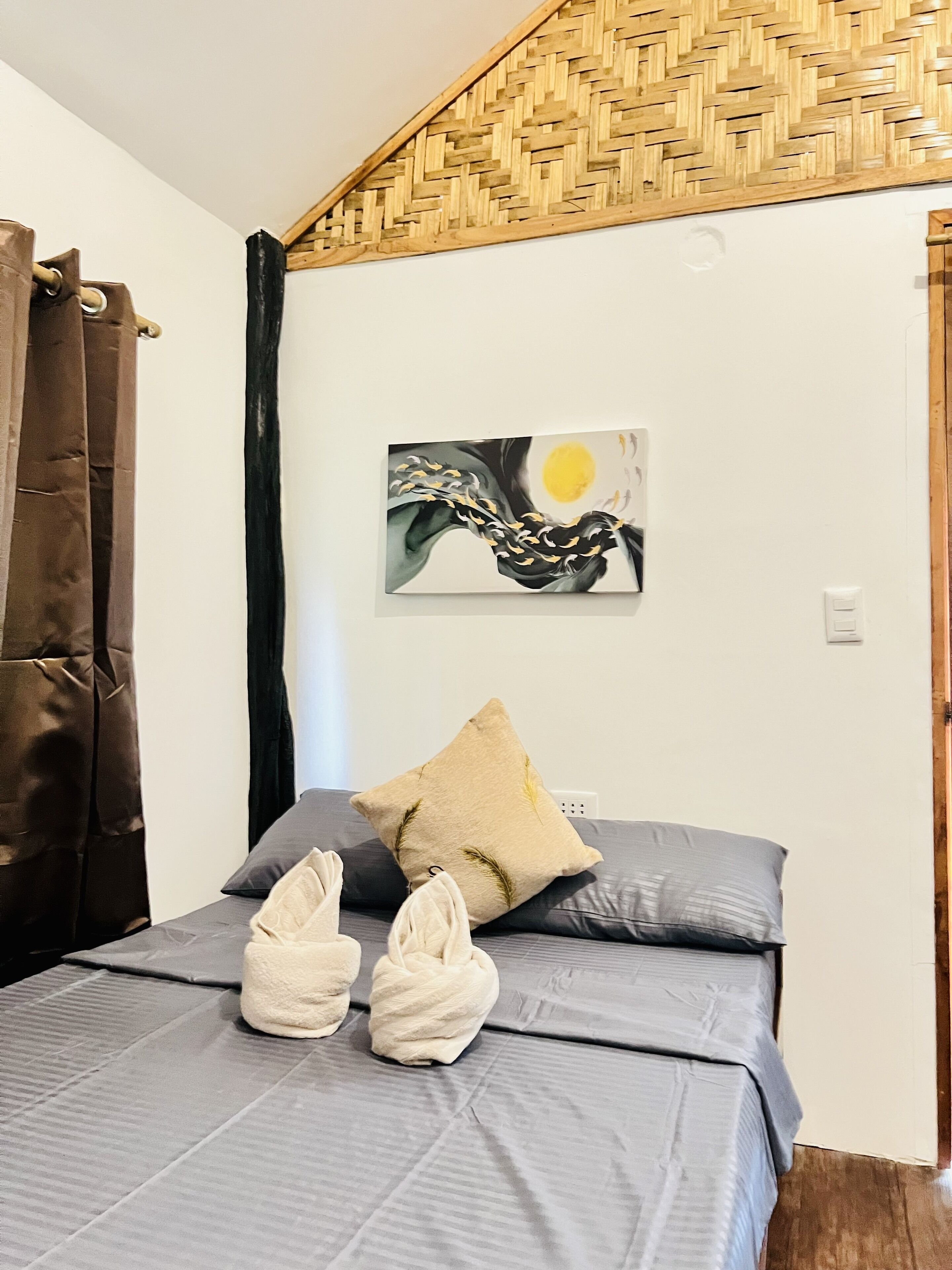 Verdunkelungsvorhänge, kostenloses WLAN